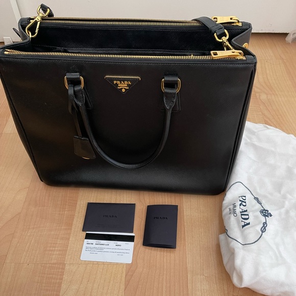 Prada Galleria Saffiano Tote -Black - Picture 1 of 15